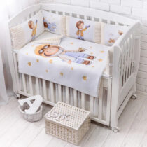 set_de_lenjerie_pentru_nouanascuti