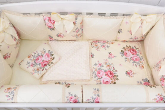 lenjerie_pentru_patuc_bebelusi