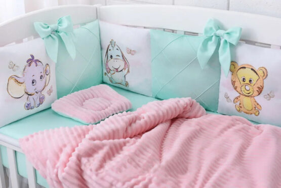 lenjerie_pentru_patuc_bebelusi