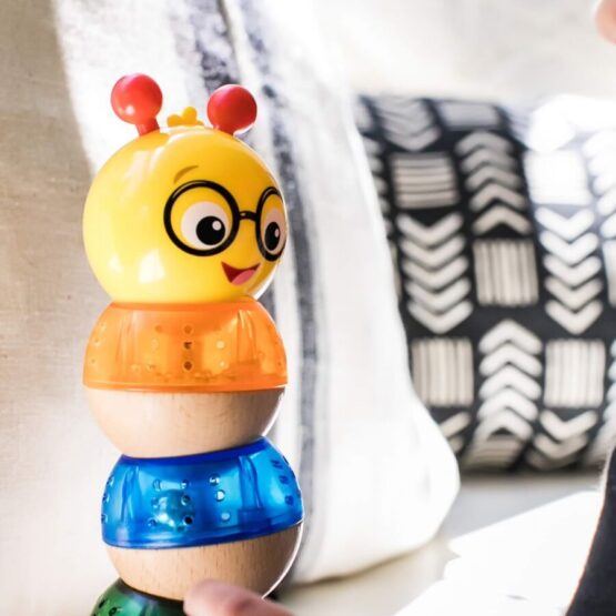 Jucarie de lemn muzicala Hape & Baby Einstein Balancing Cal