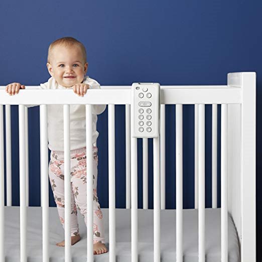 muzikalinaea karuseli na krovatku malisha