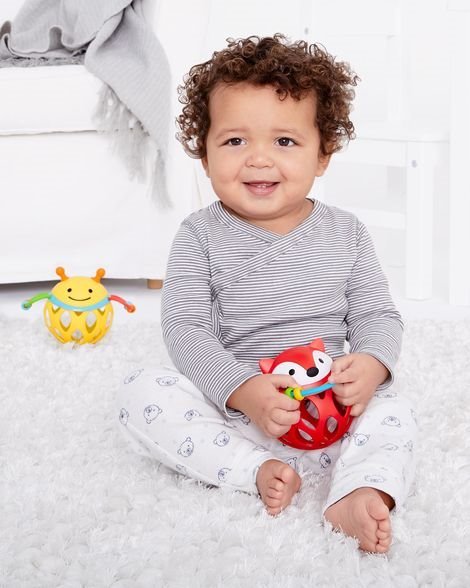 Jucarie zornaitoare Skip Hop Explore & More Vulpe