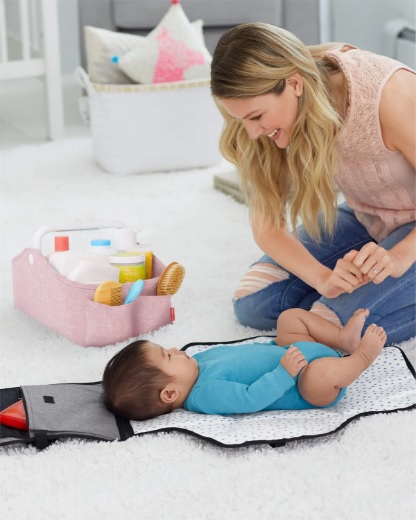 Organizator pentru scutece cu lumina Skip Hop Light Up Pink Heather