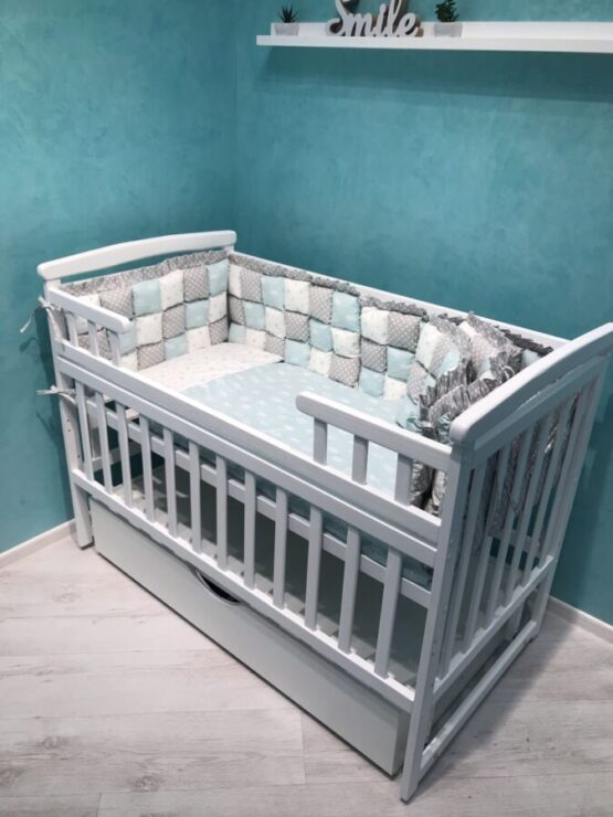 komplekt posteli v krovatku rebenka