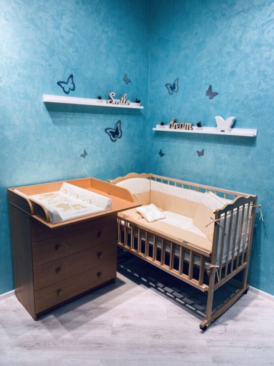 patuc din lemn pentru bebelusi