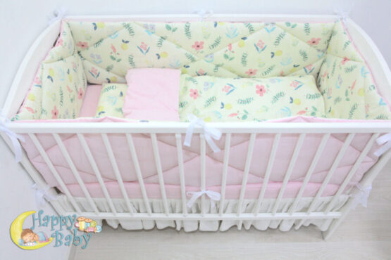 komplekt posteli v krovatku rebenka
