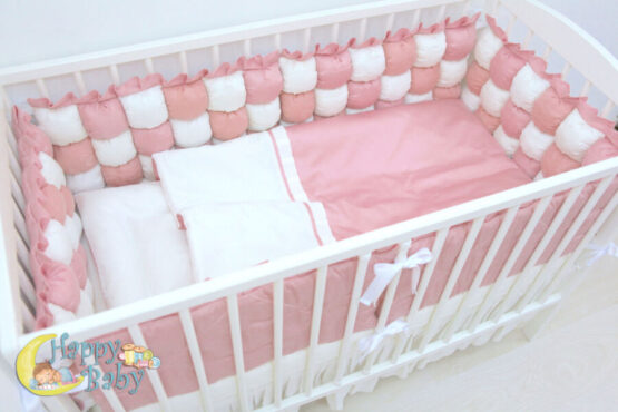 komplekt posteli v detskuiu krovatku