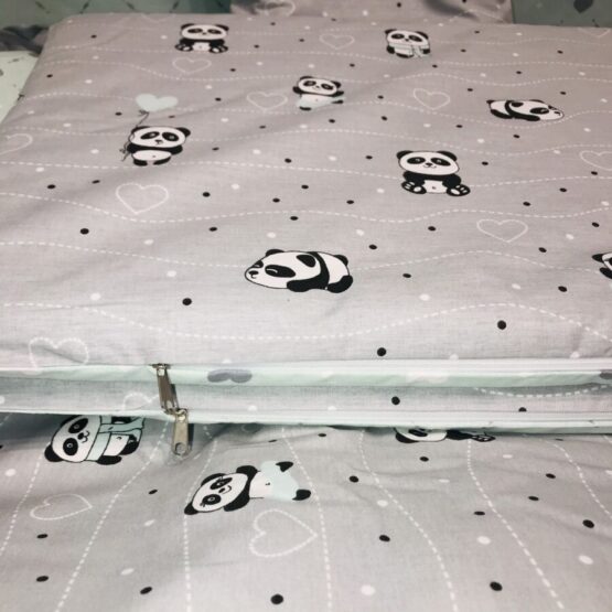 set de lenjerie in patut