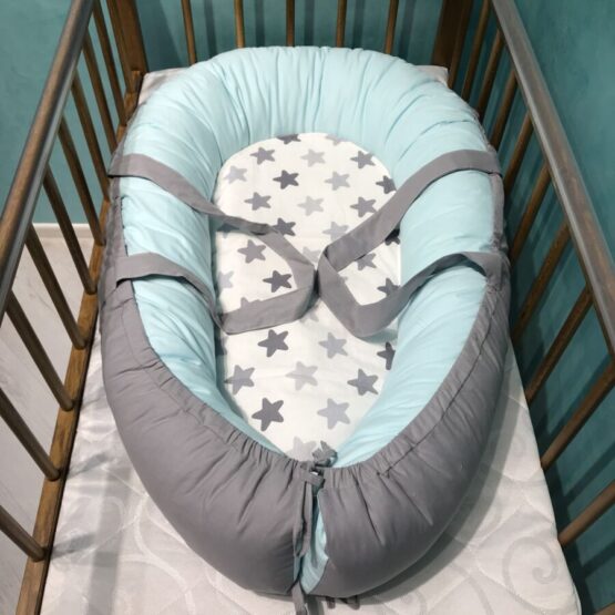Cuib pentru bebelusi Babynest Steluțe sur – mentol BTD