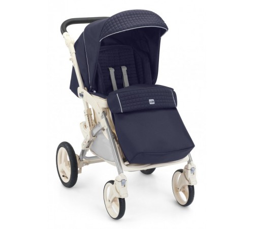 koleaska 3 v 1 dlea novorojdennogo