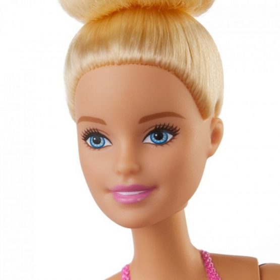 păpușă barbie