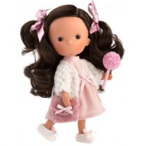 papusa pentru fetita