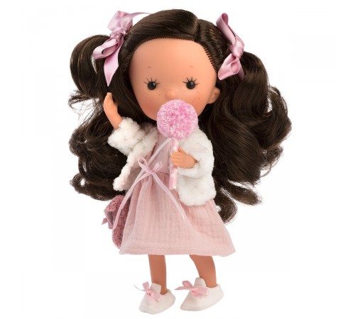 papusa pentru fetita