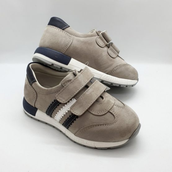 Кроссовки ортопедические