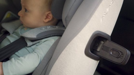 scaun auto pentru nouanascuti