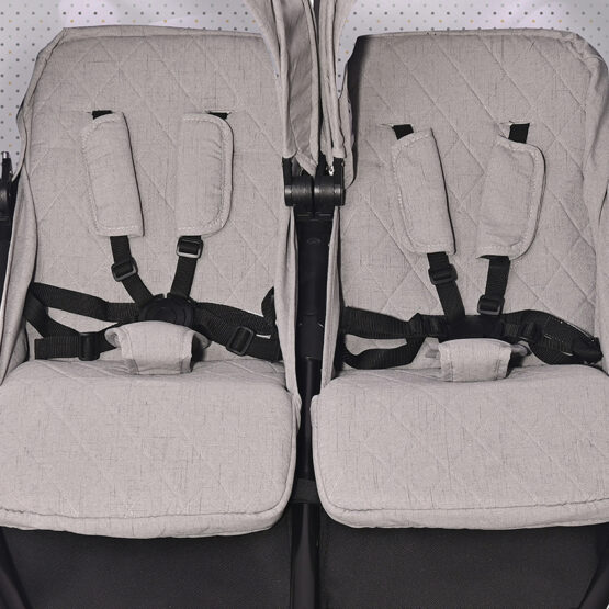 carucior pentru gemeni