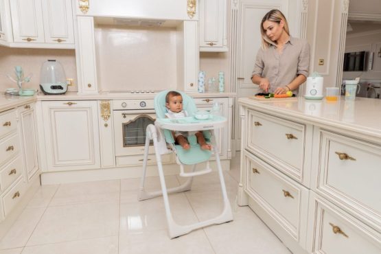 scaun de masa pentru copii