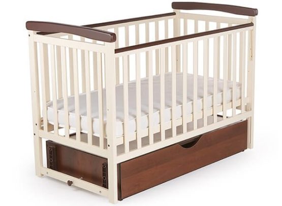 Детская кроватка Eucalyptus Charlene-Combi Premium Transversal (DS-302) Слоновая кость/Орех