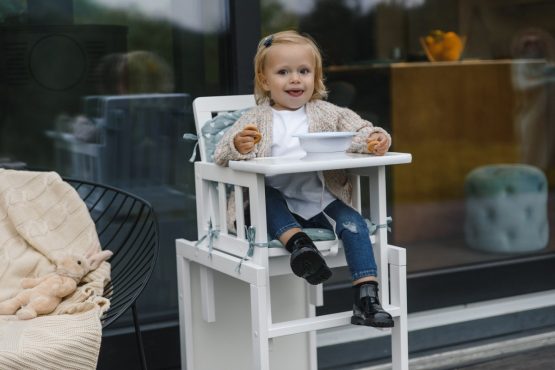 scaun de masa 2 in 1 pentru copii