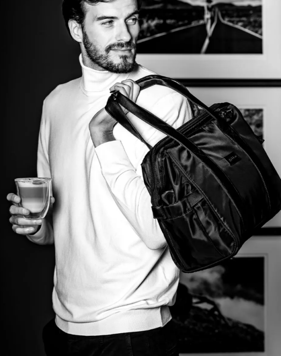 Geanta-Skiddou-Inger-onyx-leatherblack