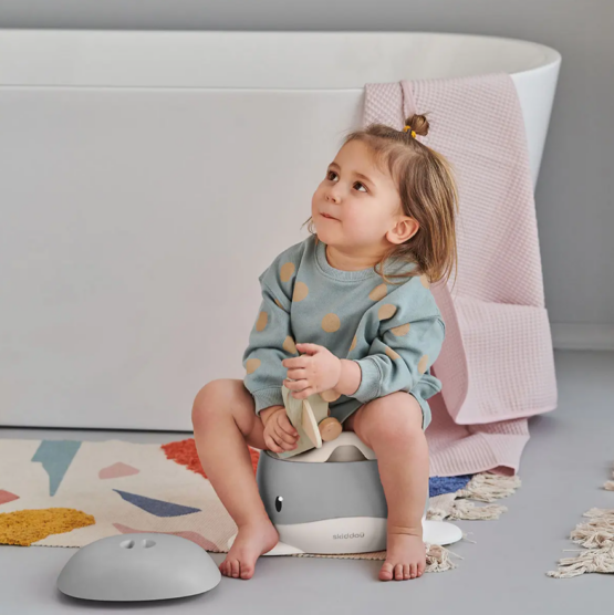 Olita-Skiddou-Pottili-evening-shadowgrey