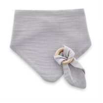 Set baveta cu doua fete din muselina cu jucarie dentitie BabyJem Gri