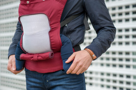 rucsac ergonomic pentru fata