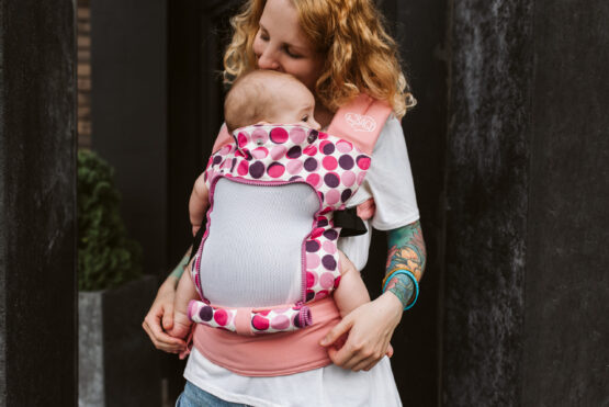 rucsac ergonomic pentru nouanascuti