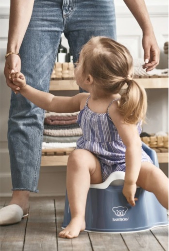 BabyBjorn Potty Chair Deep blue/White