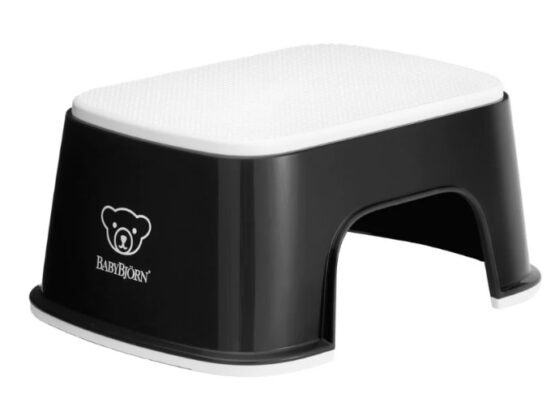 Treapta inaltator pentru baie BabyBjorn Step Stool Black/White (061256A)