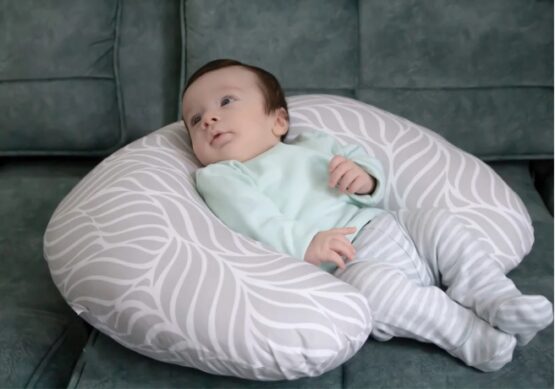 Perna pentru alaptat 2 in 1 BabyJem Nursing Pillow Gri