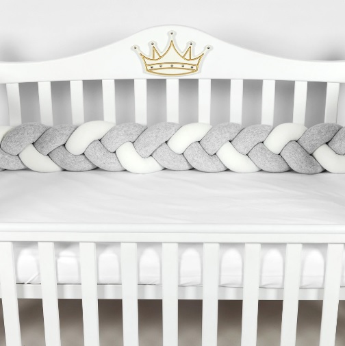 Apărătoare pătuț PernaMea Cosiță Gri (1 piesă), 120×15 cm (PM.101756/5)