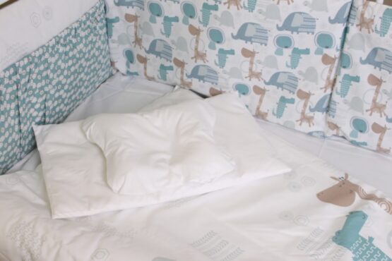 Lenjerie de pătuț PernaMea Lovely Dinno (8 piese), 120x60 cm